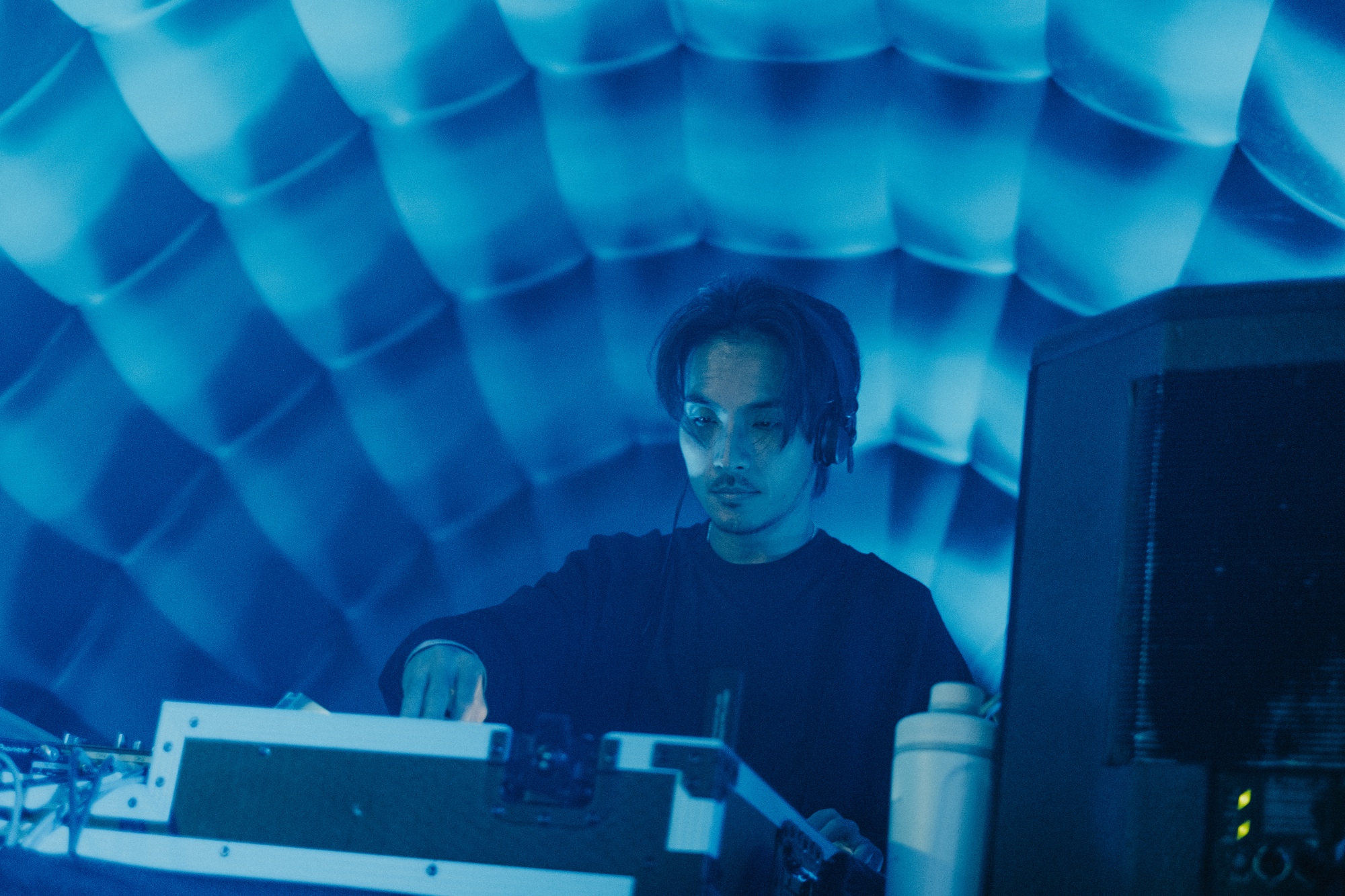 Distrikt 33: Fincent C (cipher, Macau) + Faxtory (Distrikt, Hong Kong)