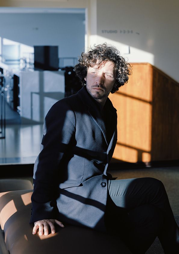 François Mardirossian | Nuit blanche minimaliste