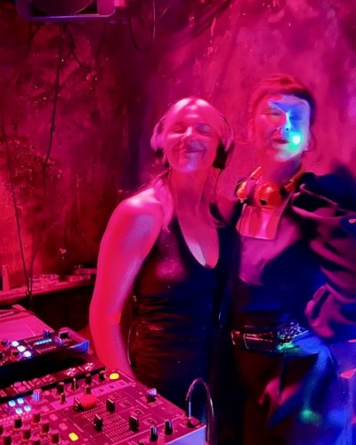 Eva Be & Krawalli Schneider