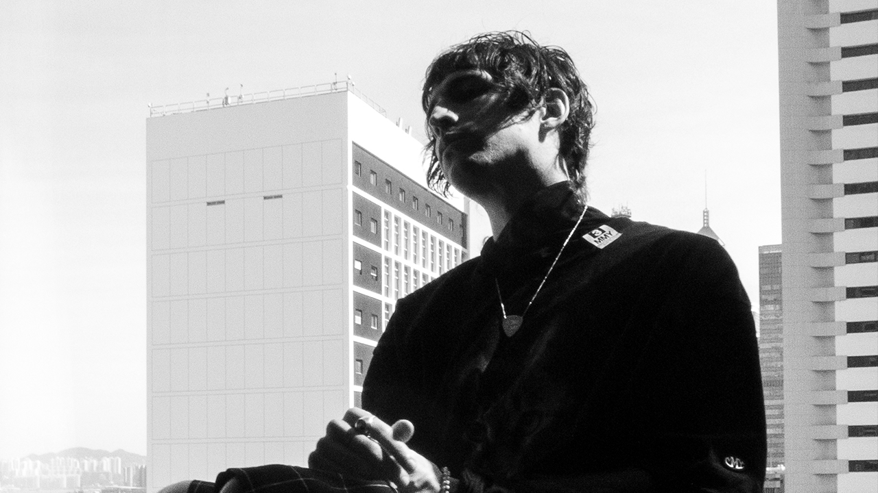 Porter Robinson (DJ set) with Golden Features (DJ set)