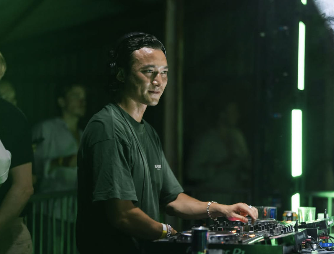 Adellic at Neu