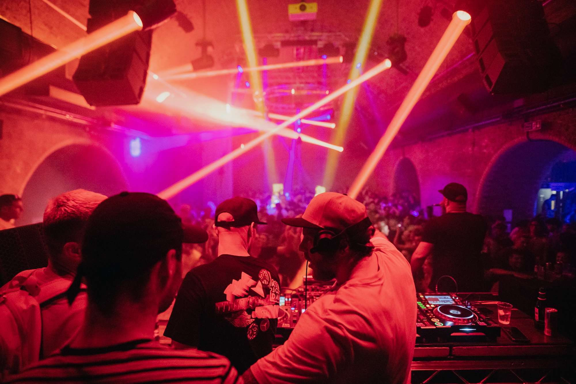 LAST FREE TICKETS + FREE DRINK: FRESHERS 2026 – House & Disco ALL NIGHT LONG