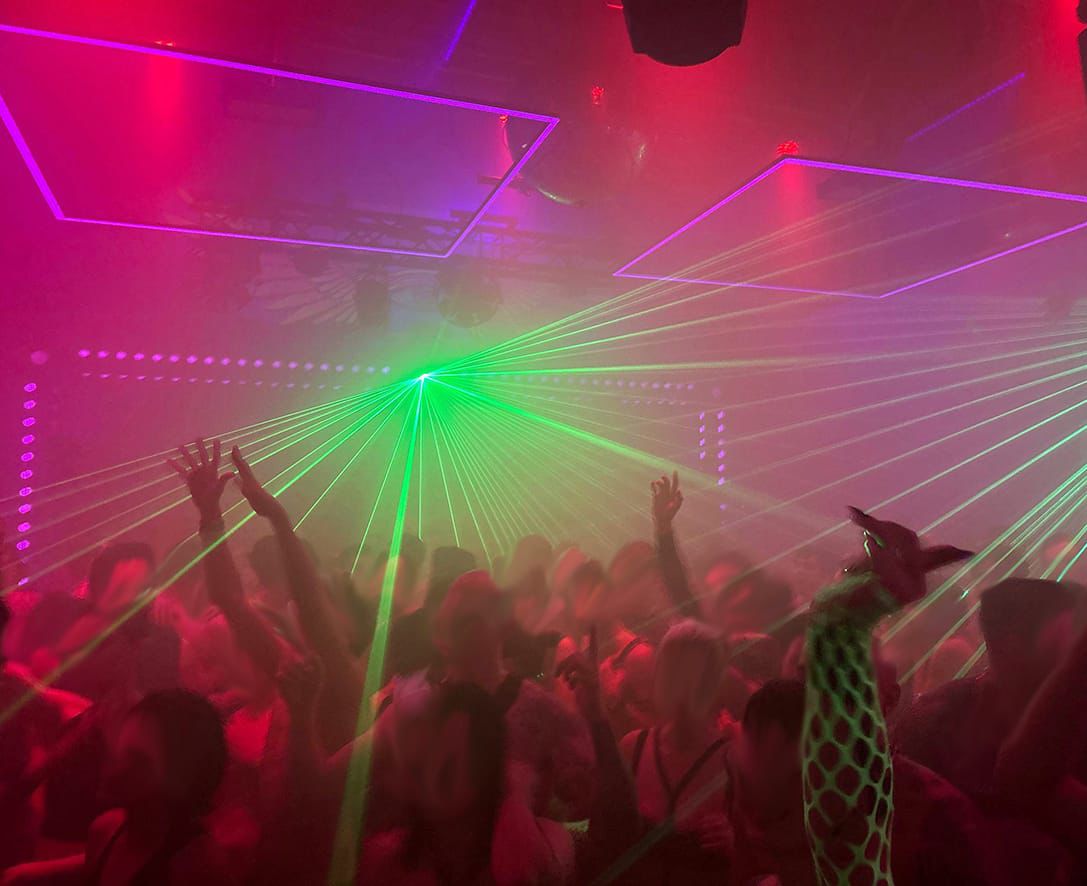 PiepShow - AprilPiep - Photo 4