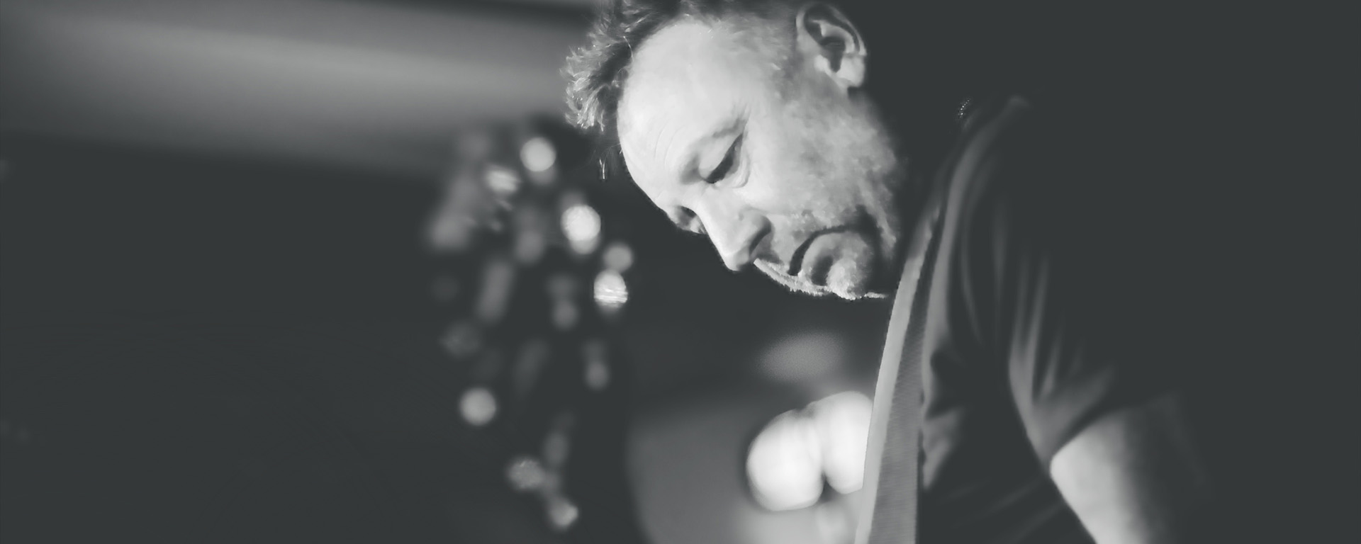Peter Hook & The Light