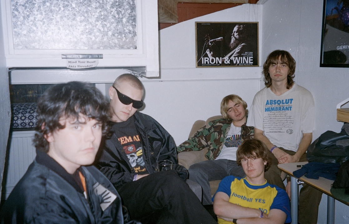 Sylvie's Head (SE) // Revolver