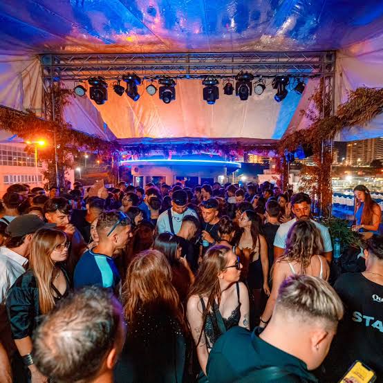 Club Quba // Terraza pres. Mich, Manu Oubiña