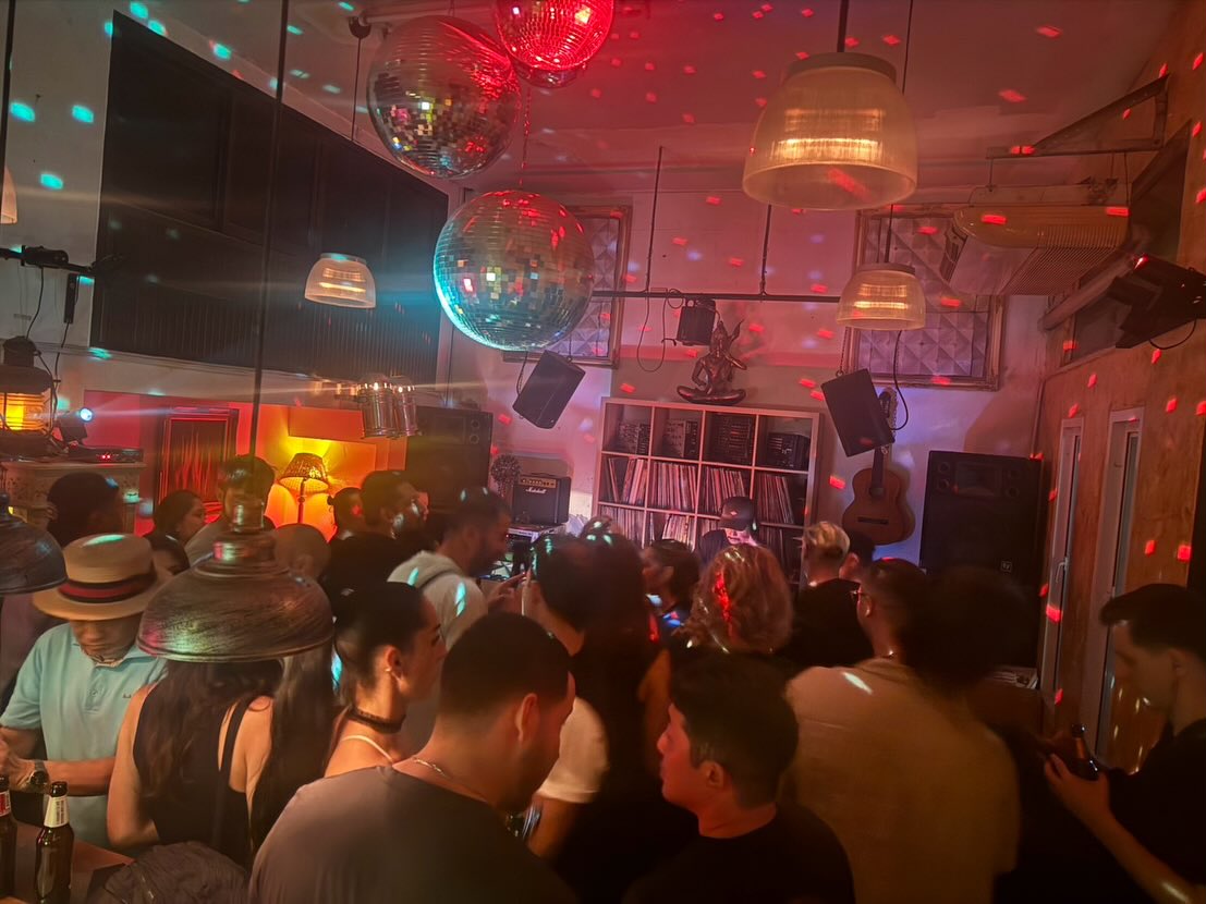 Monday Night: Minimal&Techno Vinyl Sessions by plazdj