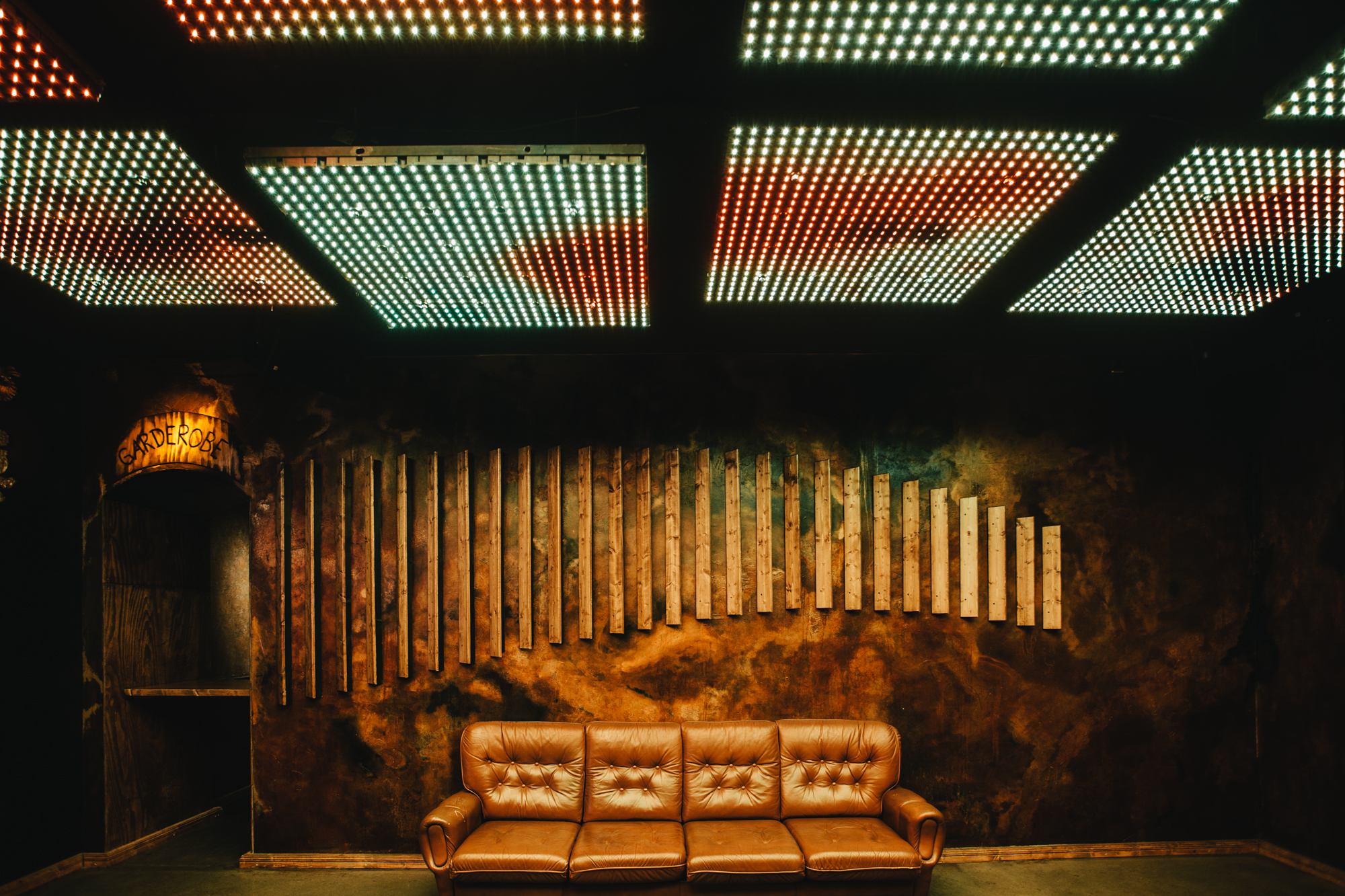 Trash/80s/90s/Hip Hop and House on two floors - free entry