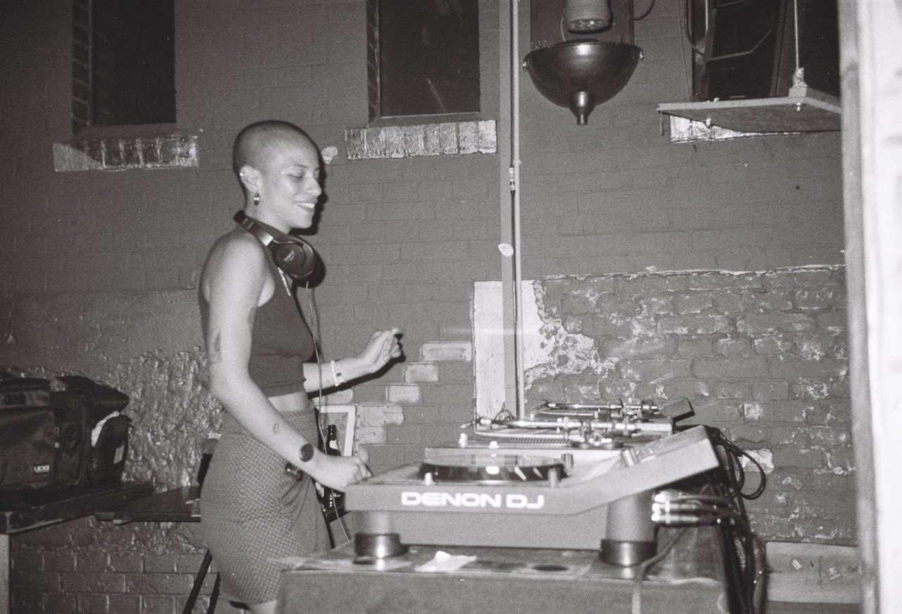 Naked Grapes with Dracaena