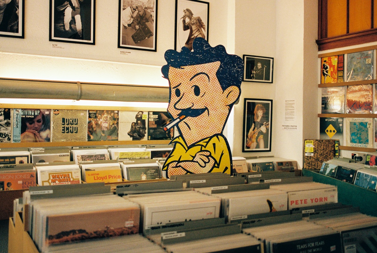 Golden Record NYC presents Gene On Earth All Night Long — Música · New York