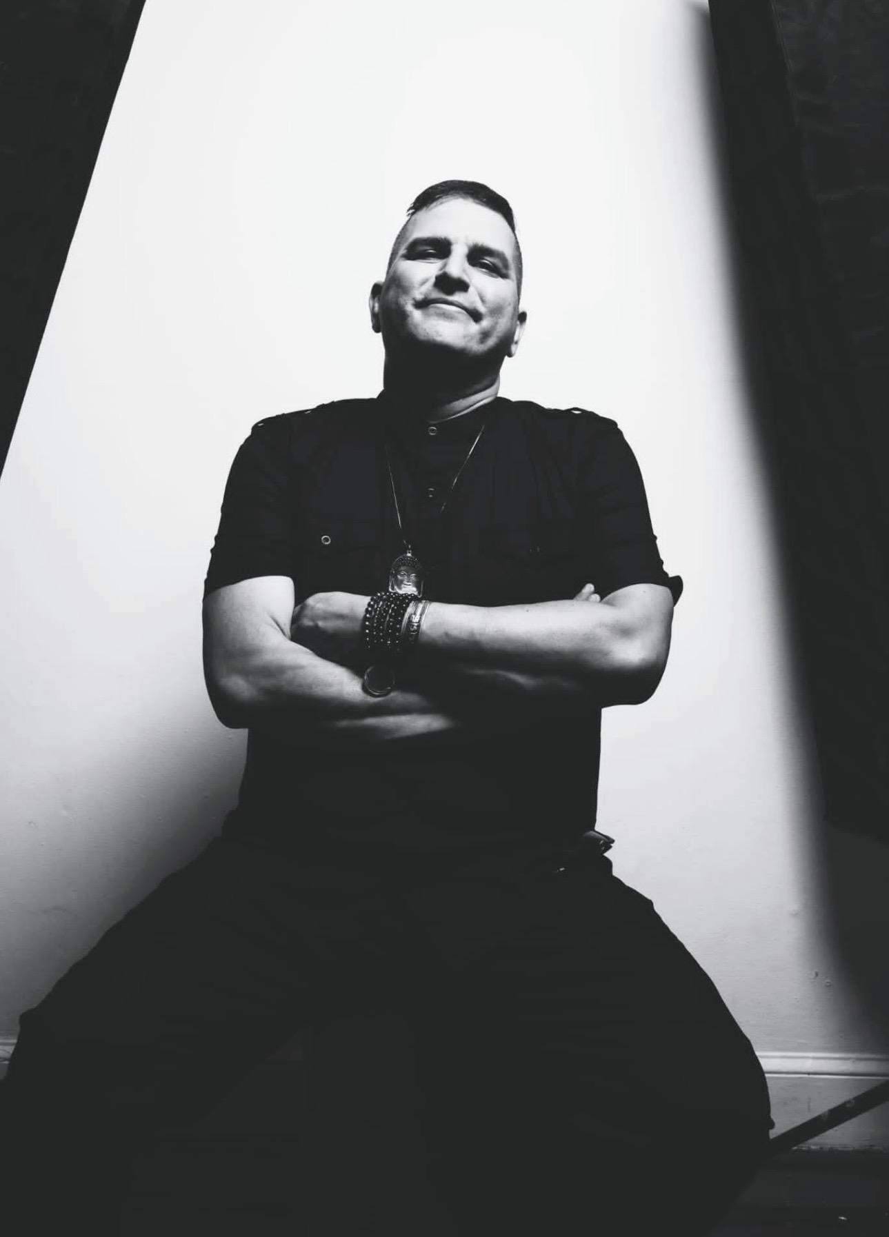 MBM presents: Doc Martin + Brett Johnson