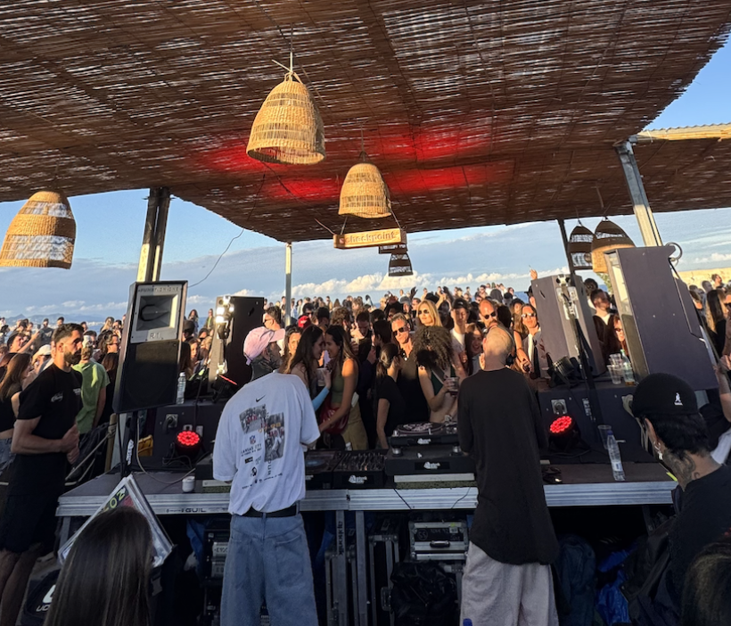 SANT JOAN 2026 FREE Open Air Beach Party w Les Enfants x ■ Checkpoint x Troopers