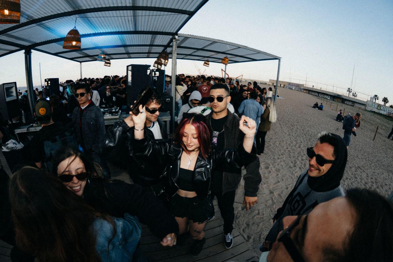 Dizzonanza by Cipy [Innervisions] Free Beach Party at Platja del Fòrum 
