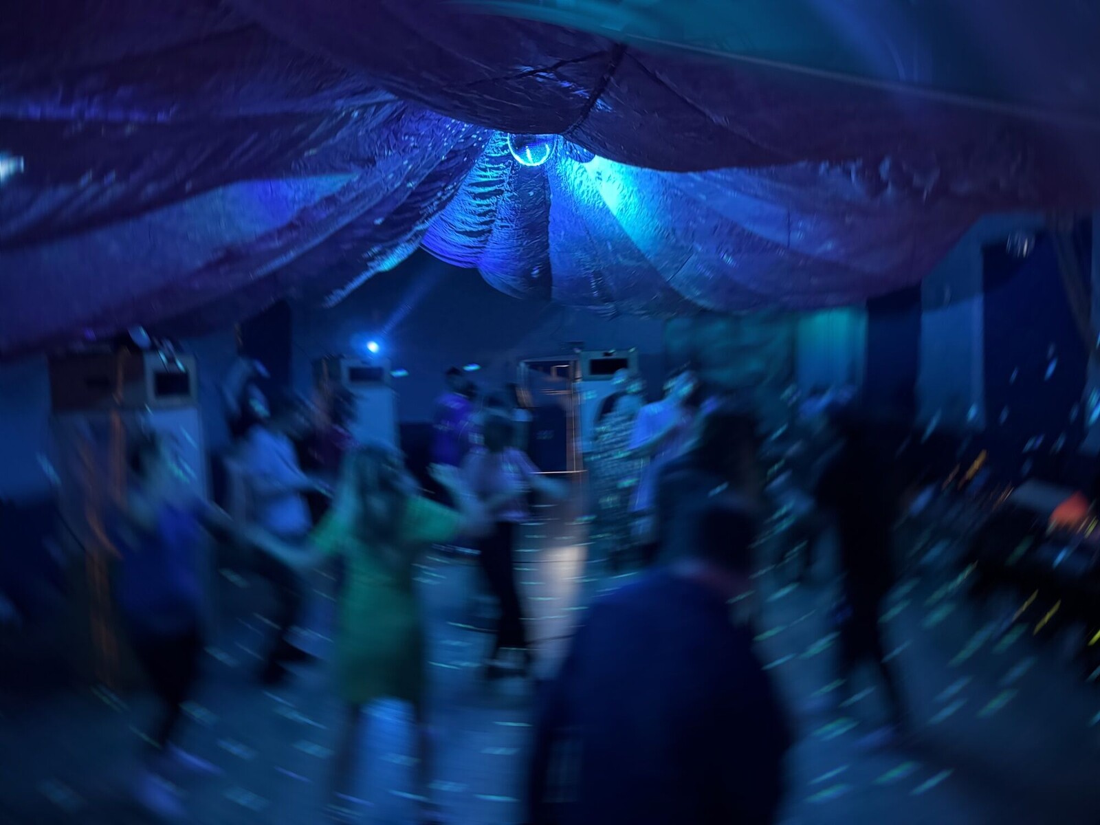 Musical Fruits w. Deli G (day party)