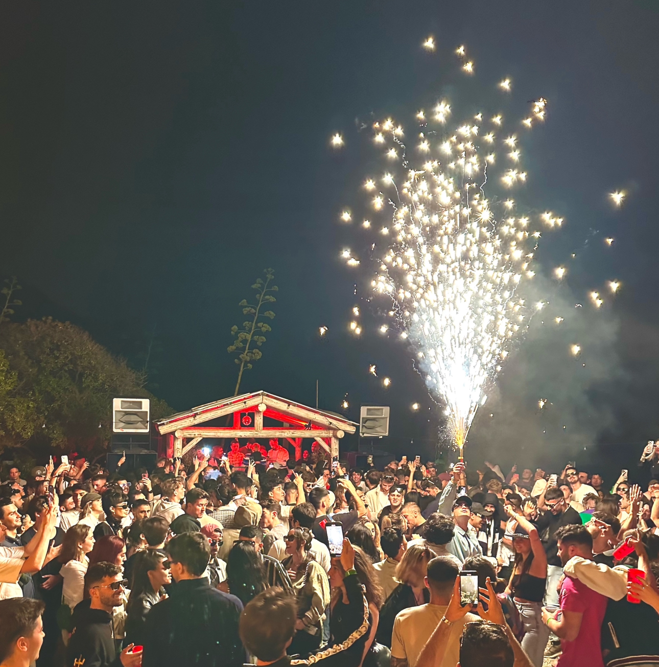 FREE OPEN AIR BEACH PARTY